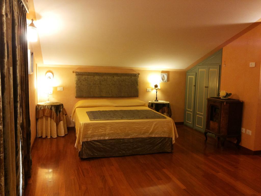 B&B Antegiano Belforte del Chienti Zimmer foto